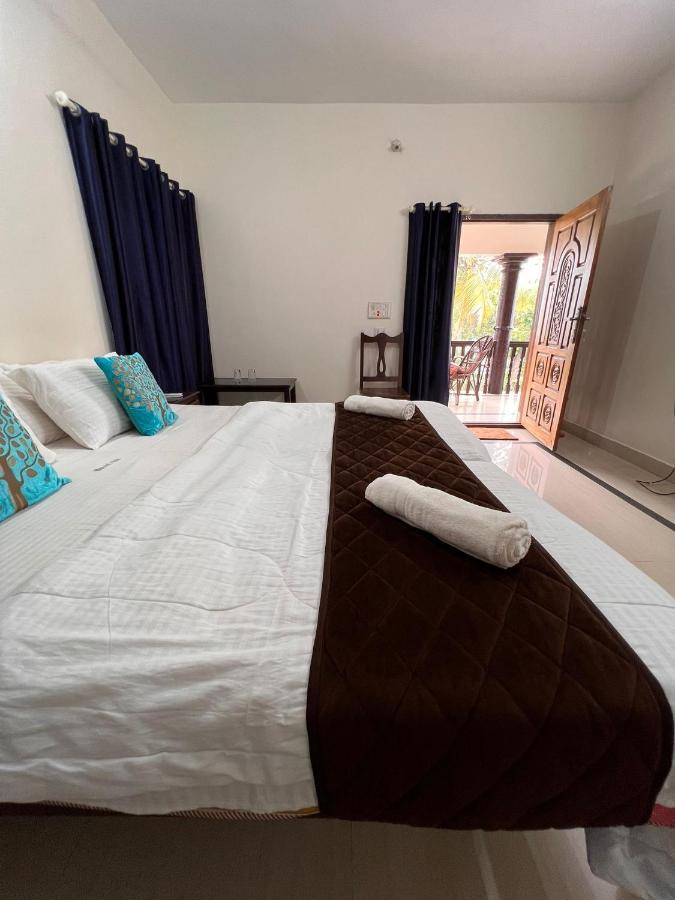 Mohans Ayurvedic Beach Resort Varkala Exterior foto